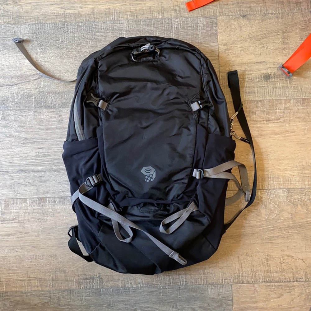 Mountain hardwear backpack